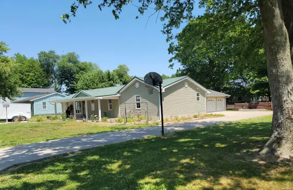 718 St George Dr Street, Washington, IN 47501