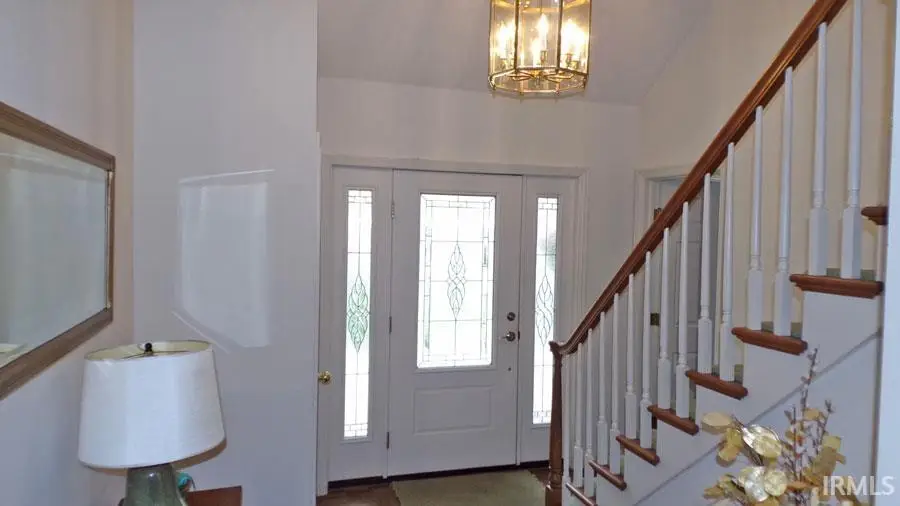 107 Virginia Place, Vincennes, IN 47591 - Image #2