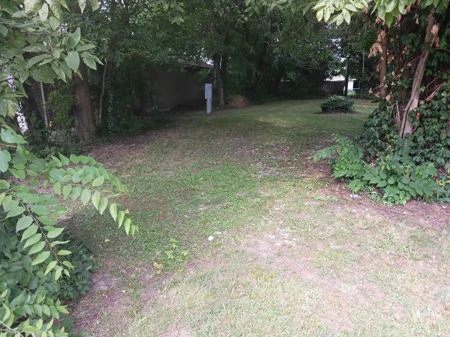 229 & 231 W New Albany Avenue, Vincennes, IN 47591 - Image #3