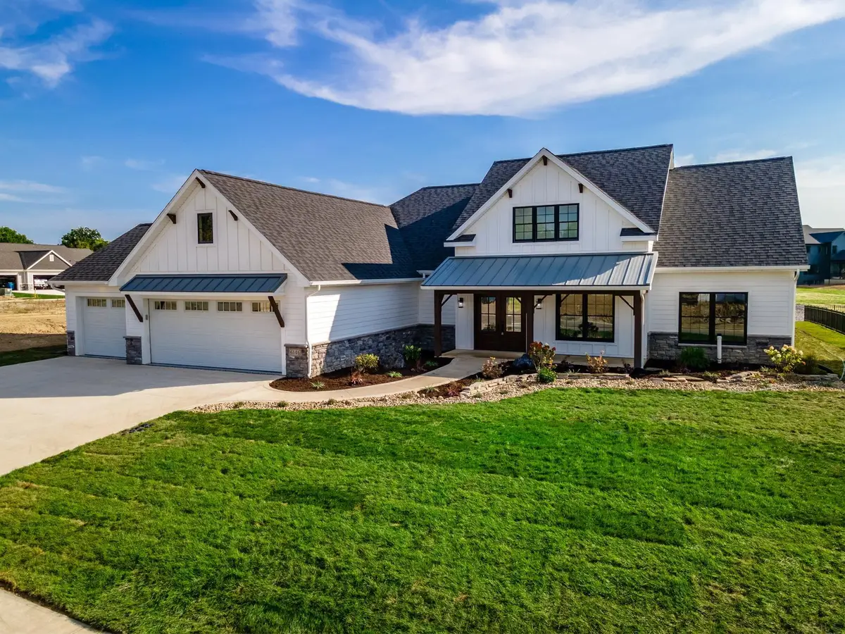 6146 Arvada Way, Fort Wayne, IN 46845 - Image #1