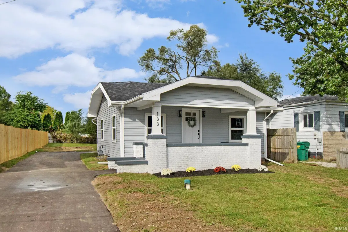 133 E Pendle Street, South Bend, IN 46637 - Image #1