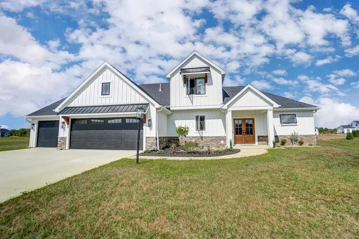 18993 Grohl Court, Auburn, IN 46706 - Image #1