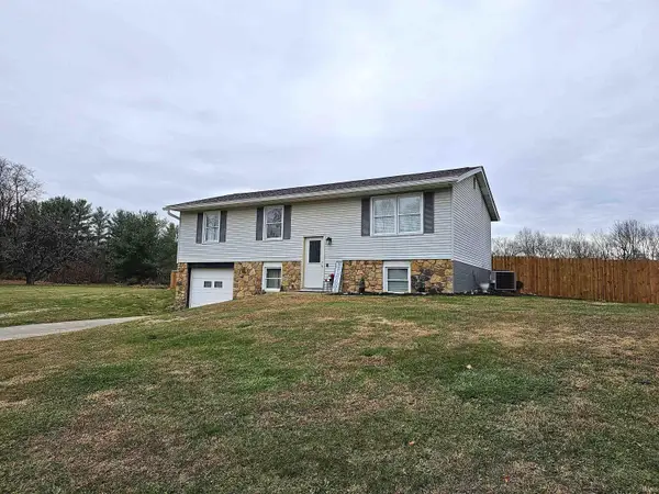 2875 E Carowinds Court, Bloomington, IN 47401