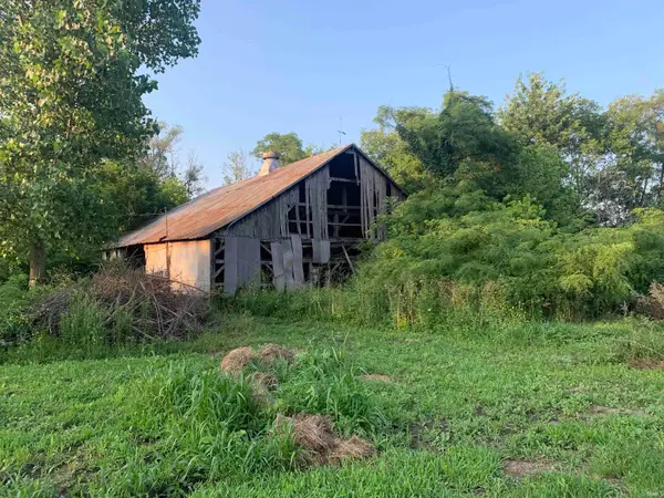 5141 E 300 S Road, Hartford City, IN 47348