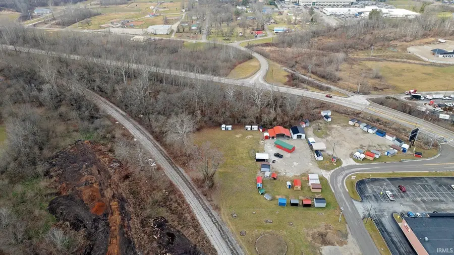 886 W Franklin Street, Spencer, IN 47460 - Image #3