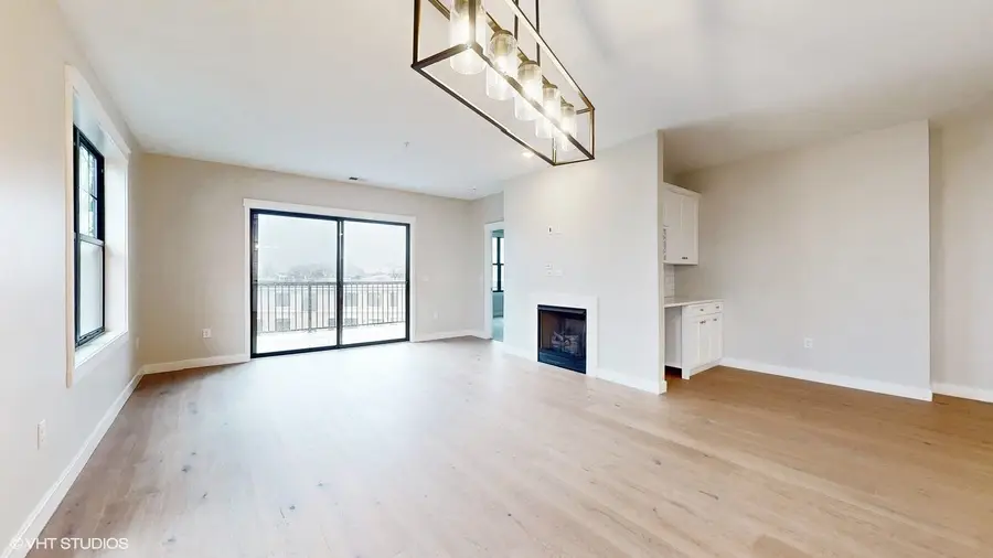 1740 #302W South Bend Avenue, South Bend, IN 46637 - Image #3