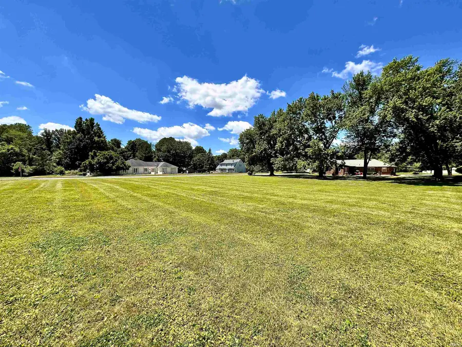 2572 W Ridge Road, Peru, IN 46970 - Image #3