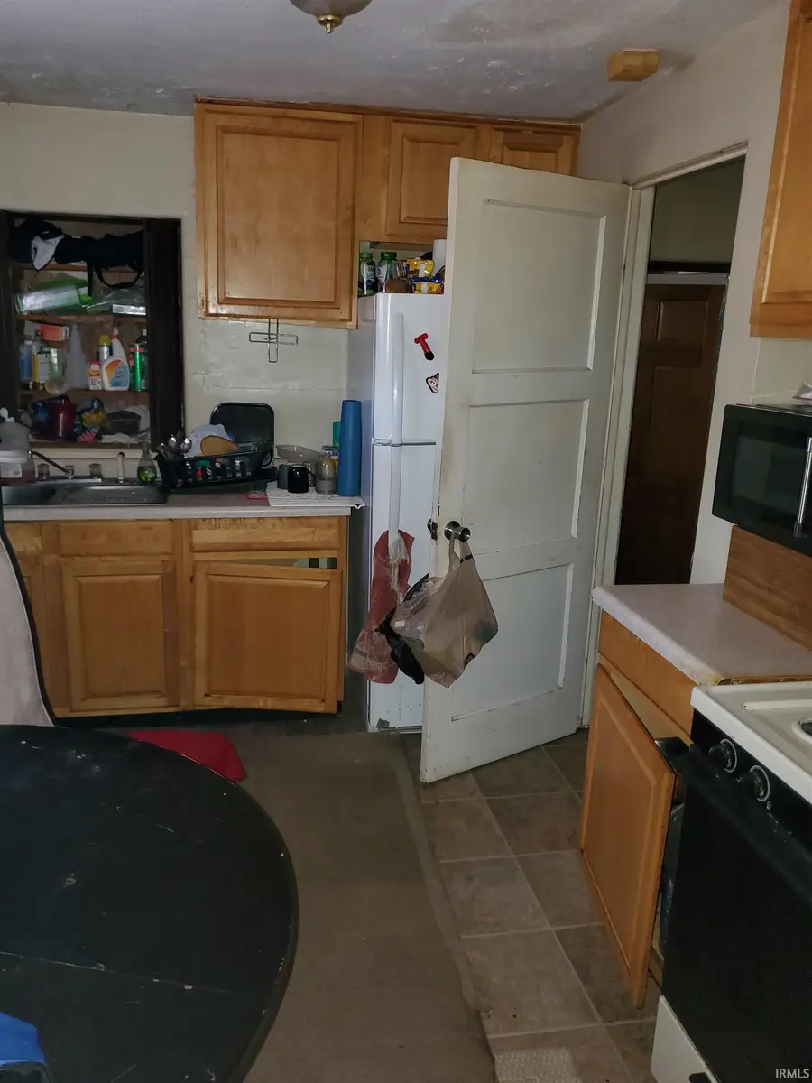 1314 Goodland Avenue, South Bend, IN 46628 - Image #3