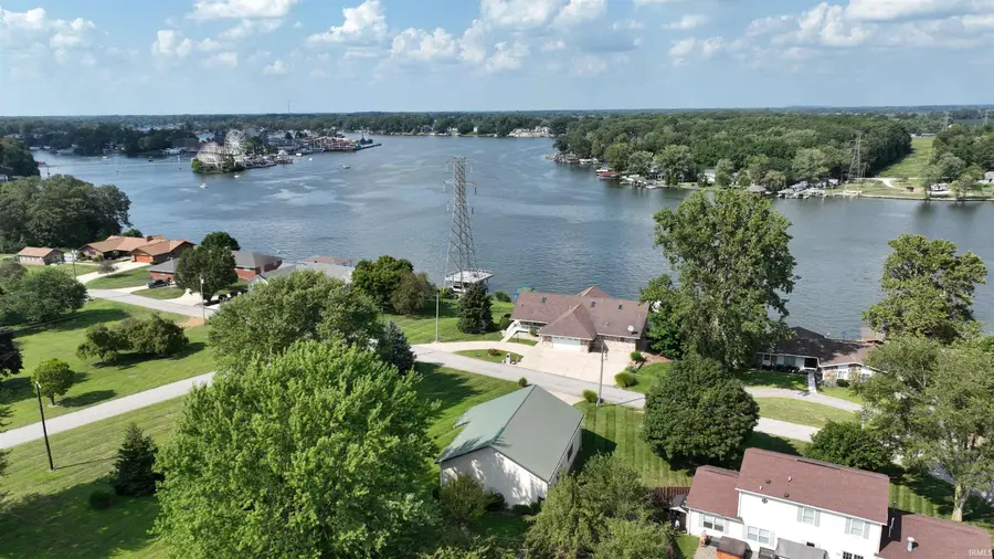 5413 E Fairbanks Court, Monticello, IN 47960 - Image #2