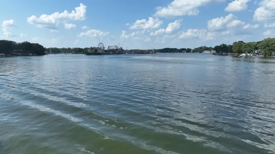 5413 E Fairbanks Court, Monticello, IN 47960 - Image #3