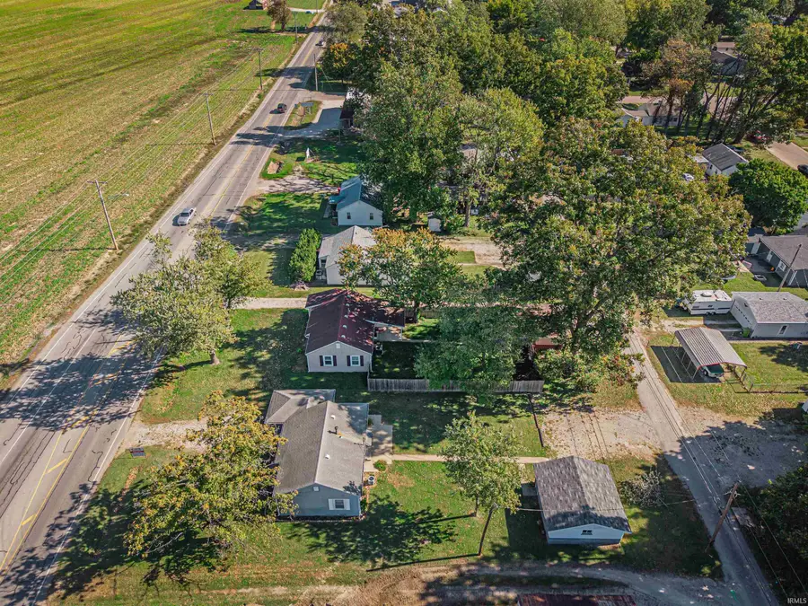 1112 E Fourth Street, Mount Vernon, IN 47620 - Image #3