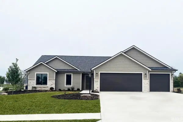 17883 Carne Cove, Leo, IN 46765
