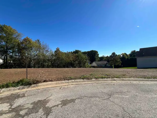 53128 Flowing Stream Court, South Bend, IN 46628