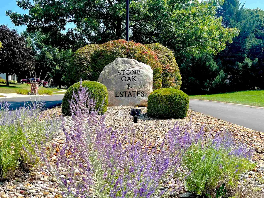 32811 Nature View Drive, New Carlisle, IN 46552 - Image #2