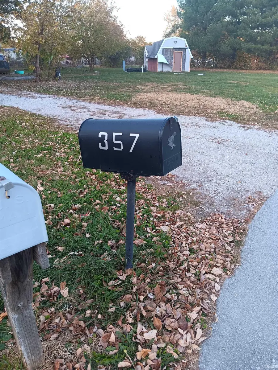 357 N Gentleman Place, Cloverdale, IN 46120 - Image #2