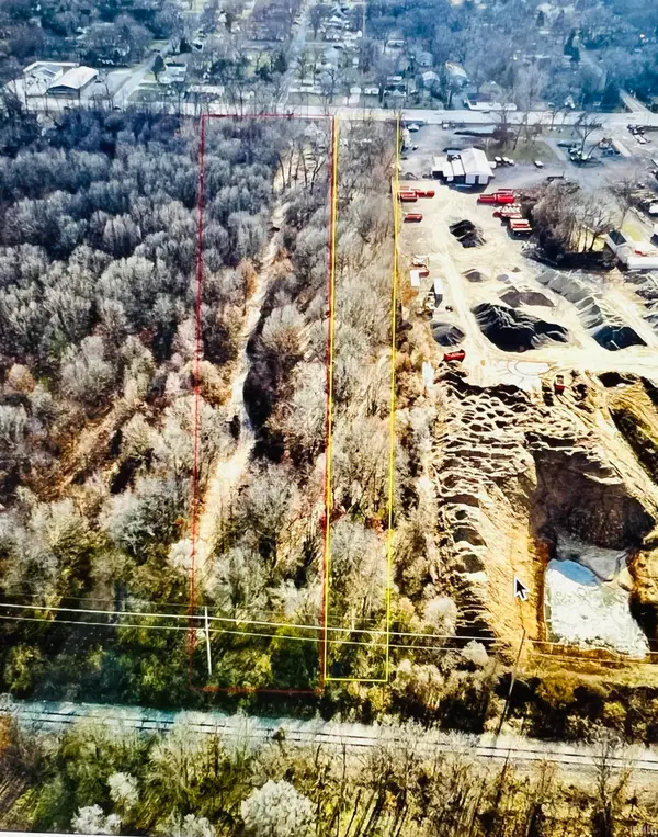 10199 Mckinley Highway, Osceola, IN 46561