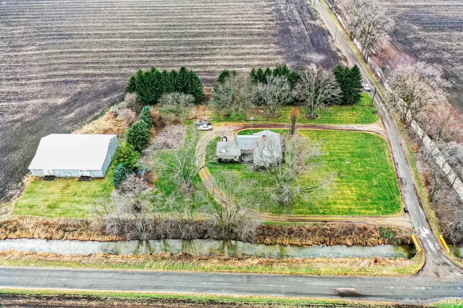 58521 Strawberry Road, New Carlisle, IN 46552 - Image #2