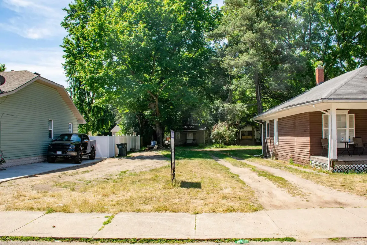 1222 Miner Street, South Bend, IN 46617 - Image #1