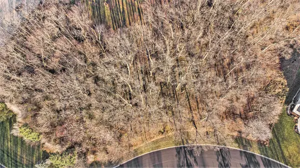 53068 Summer Breeze Drive, South Bend, IN 46637