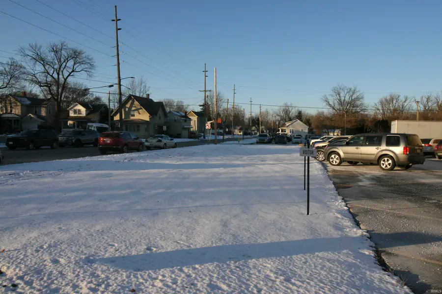 300 E 7th Street, Auburn, IN 46706 - Image #3