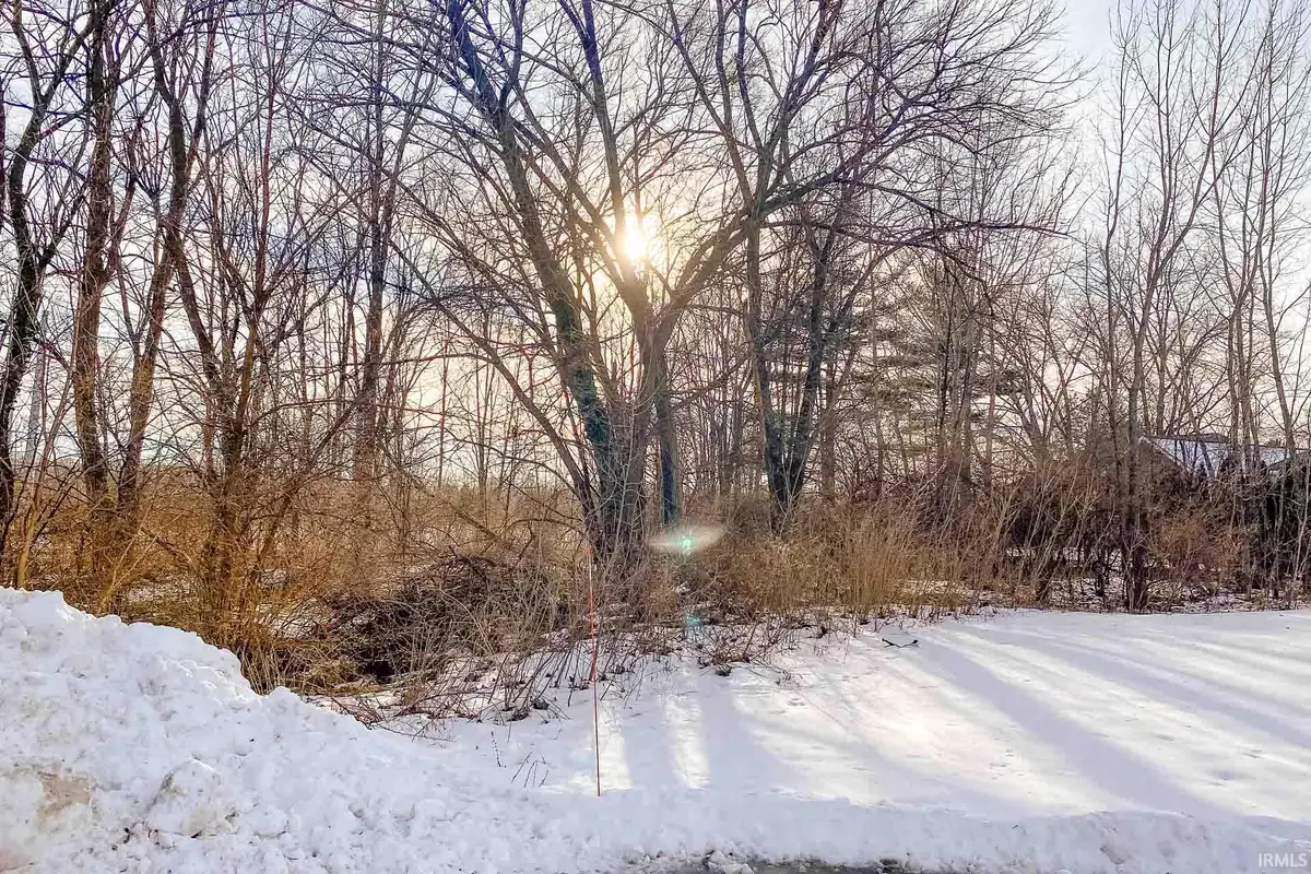 53463 Old Woodbridge Court, South Bend, IN 46637 - Image #1