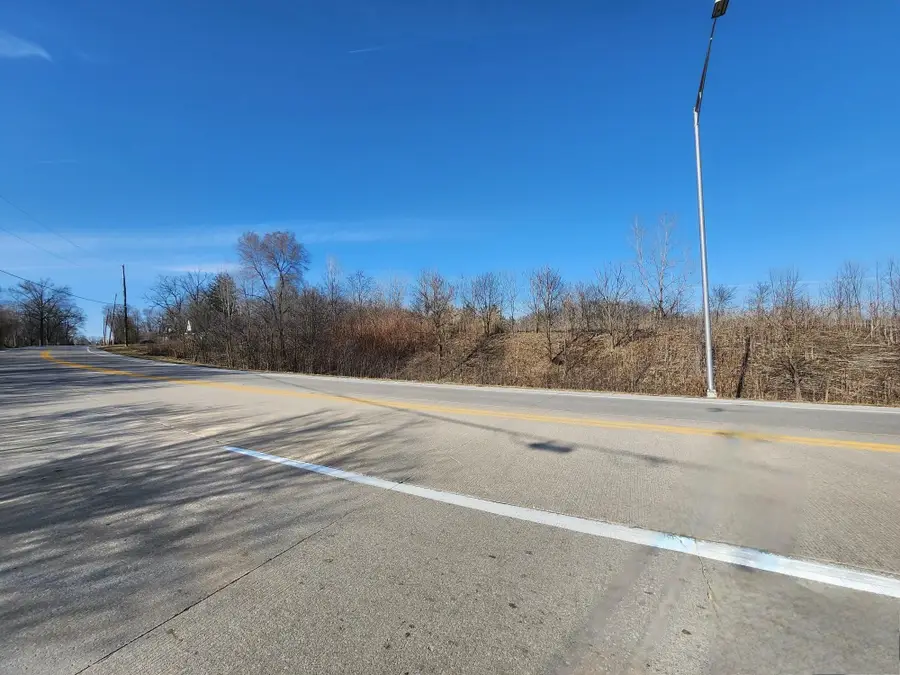 2121 Hillegas Road, Fort Wayne, IN 46808 - Image #2