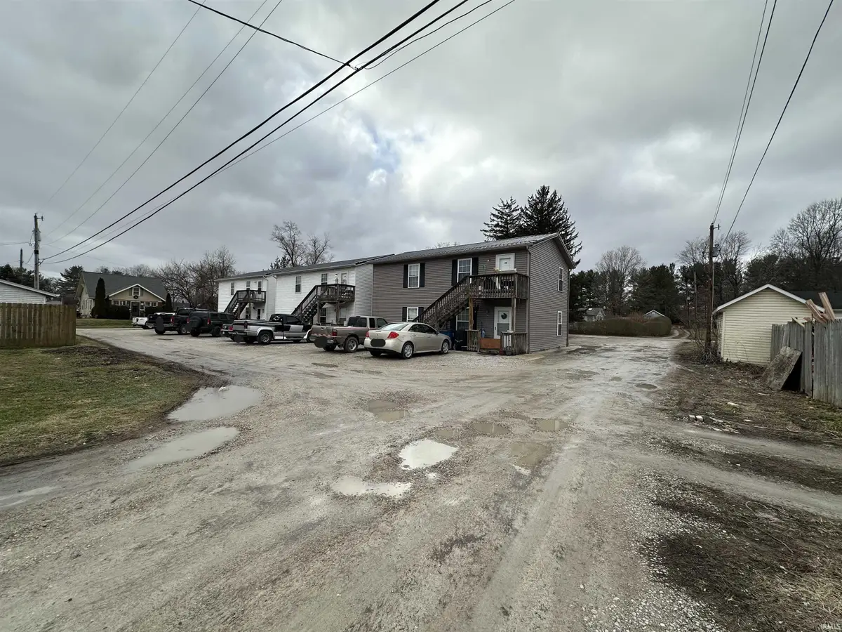 135 & 137 W Wayne Street, Spencer, IN 47460 - Image #1