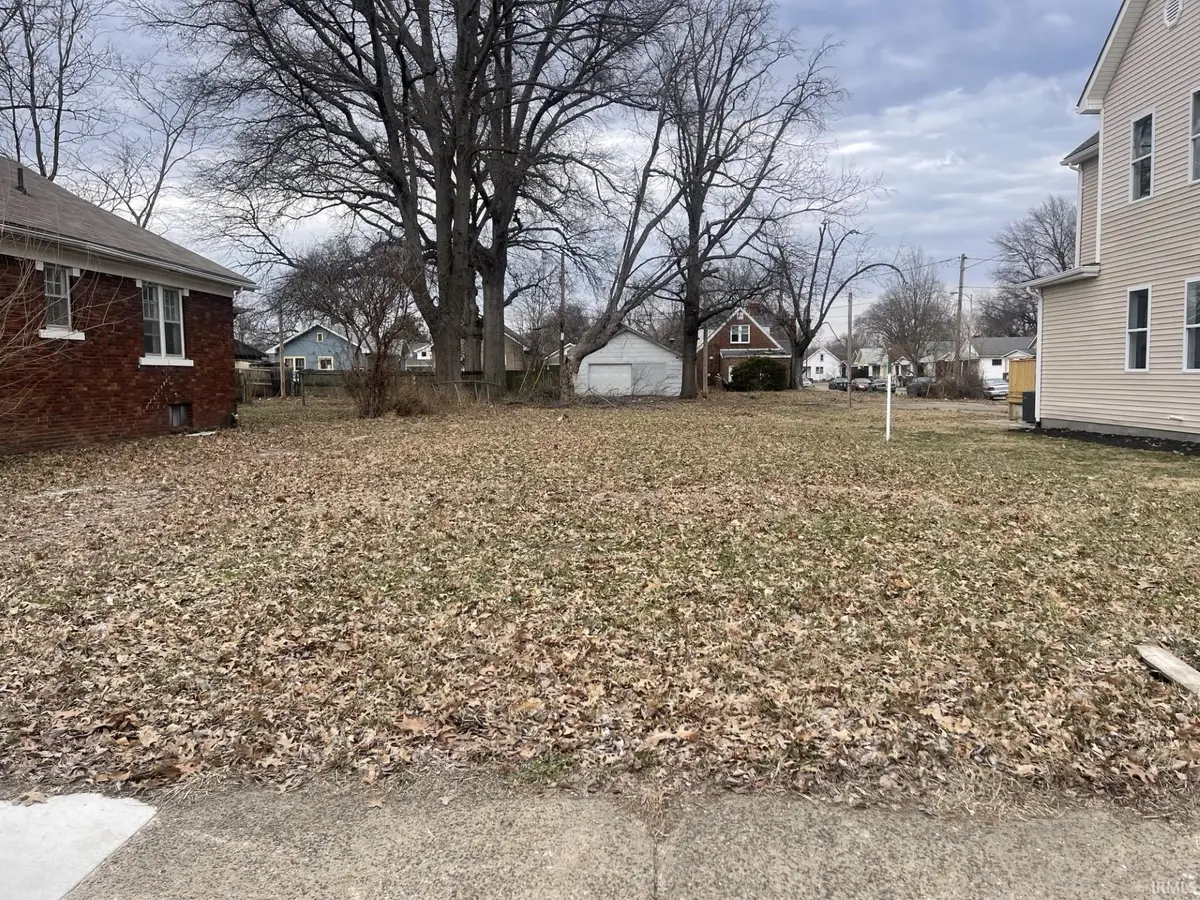 820 E Riverside Drive, Evansville, IN 47713 - Image #1