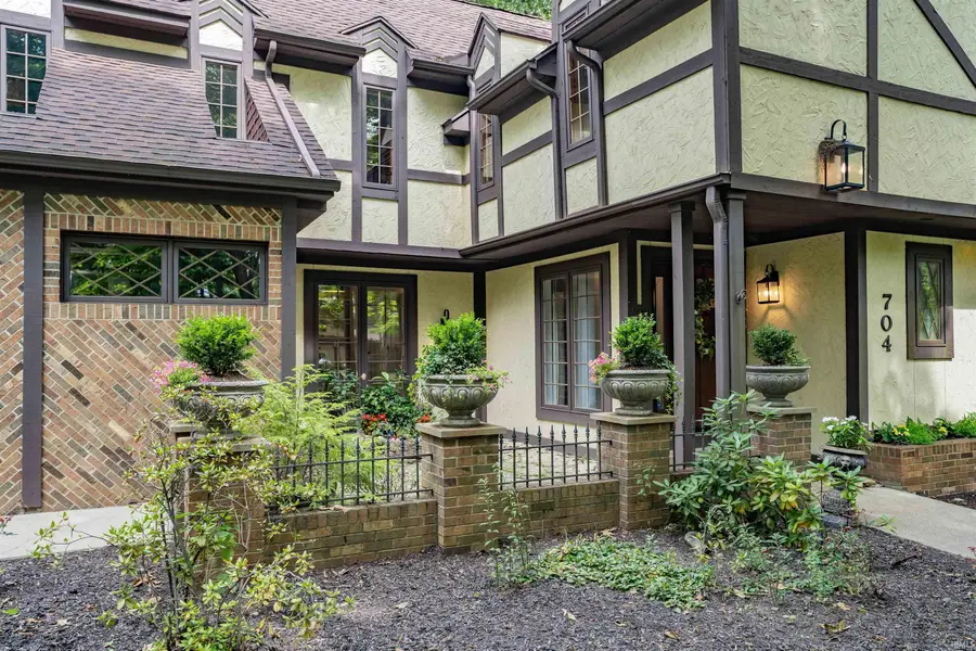 704 Oaktree Court, Fort Wayne, IN 46845 - Image #3