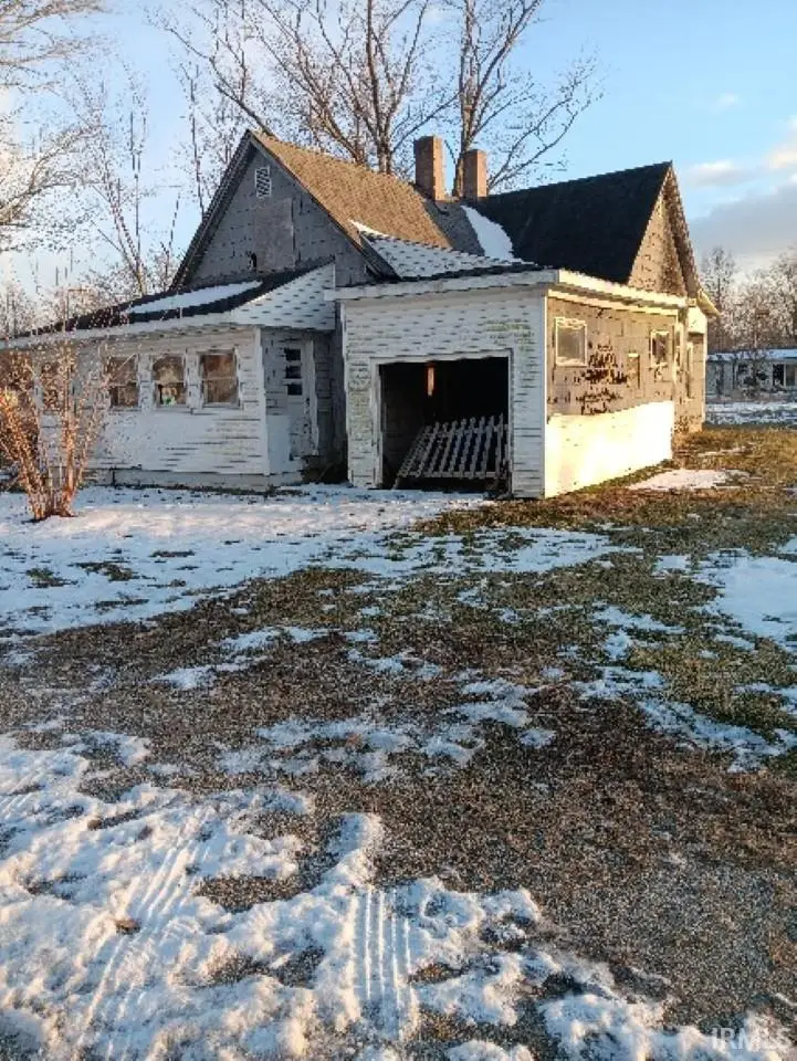 317 W Glenn Street, Shelburn, IN 47879 - Image #1