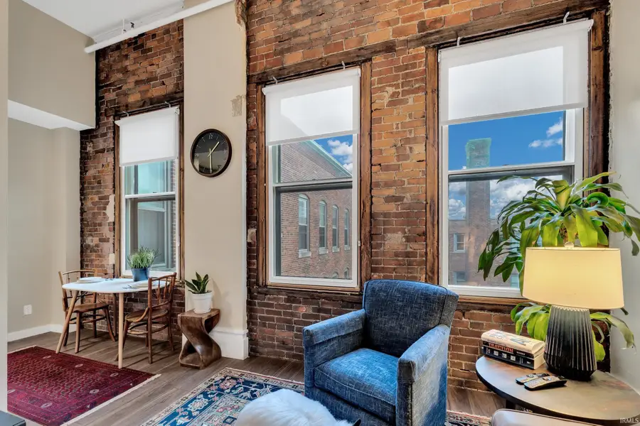 112 W Washington Boulevard #422, Fort Wayne, IN 46802 - Image #3