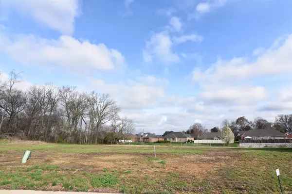 8824 Dahlia Drive, Evansville, IN 47725