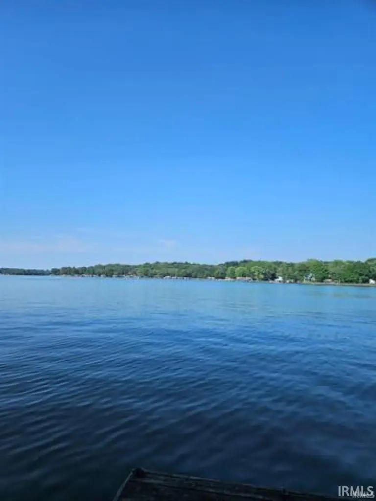 7801 N Upper Hambridge Drive, Monticello, IN 47960 - Image #1