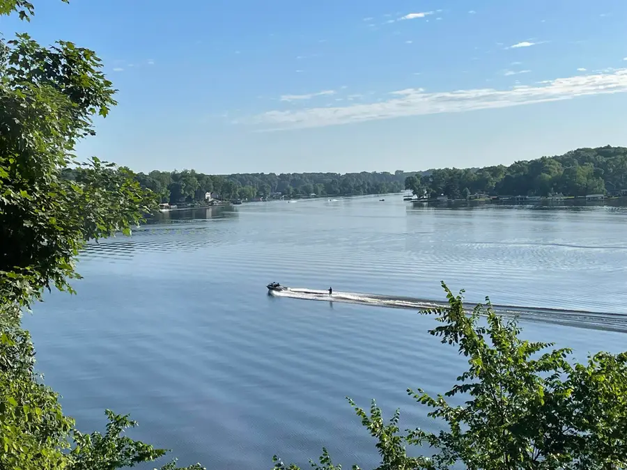 7801 N Upper Hambridge Drive, Monticello, IN 47960 - Image #3