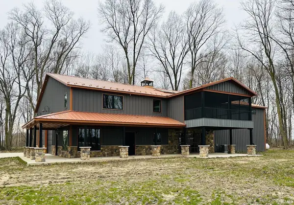 7270 State Road 110 Highway, Argos, IN 46501