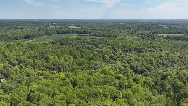 1 Fiscus Cemetery Road, Coal City, IN 47427