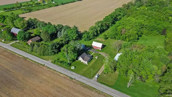 56611 Tulip Road, New Carlisle, IN 46552