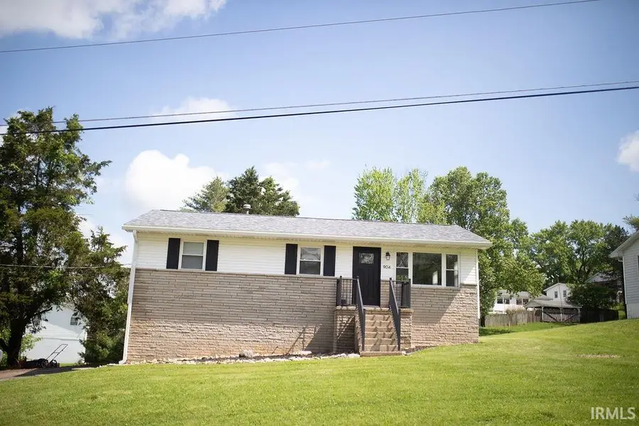 904 Hall Avenue, Oolitic, IN 47446 - Image #2