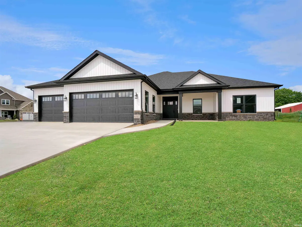 16927 Hillsong Lane, Huntertown, IN 46748 - Image #1