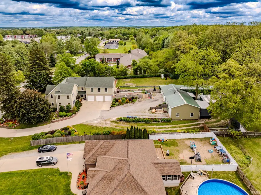 501 W Fox Lake Road, Angola, IN 46730 - Image #2