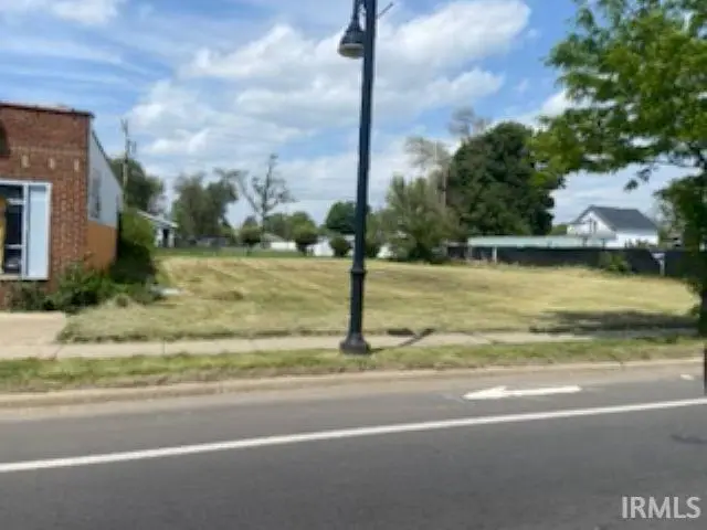 3527 W Western Avenue, South Bend, IN 46619 - Image #1