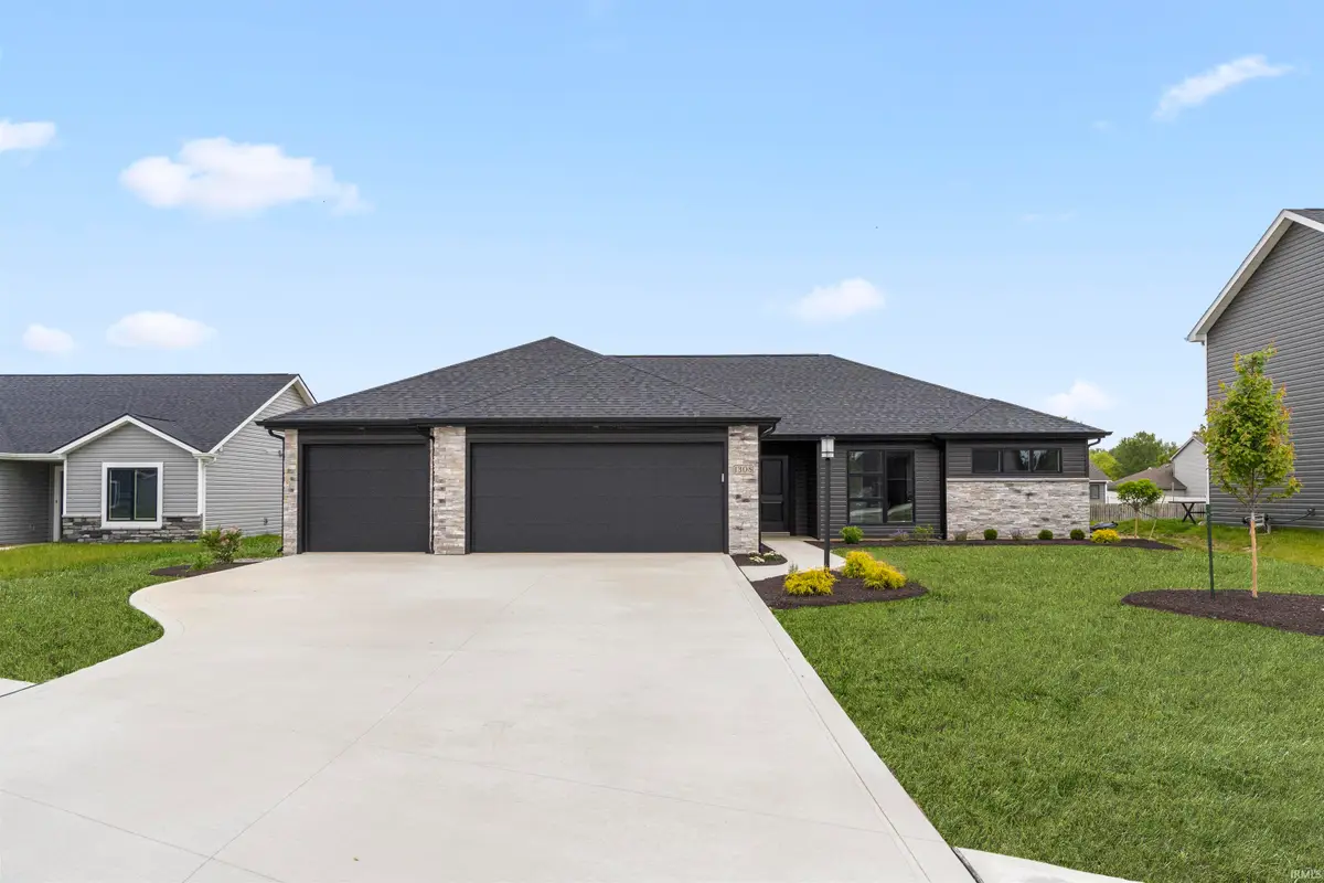 1308 Marsh Deer Run, Huntertown, IN 46748 - Image #1