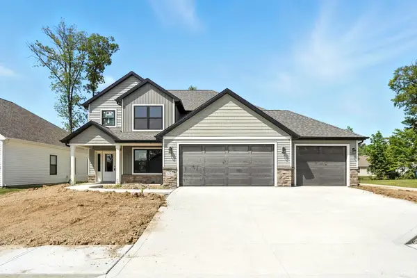 4792 Falcon Parkway, New Haven, IN 46774