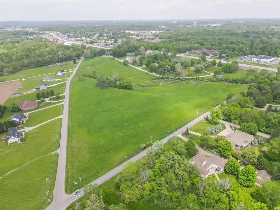 ***4 Meadowbrook Drive, New Castle, IN 47362 - Image #3