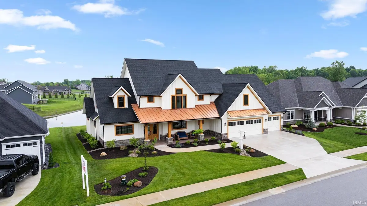 5272 Greyson Heights Drive, Auburn, IN 46706 - Image #1