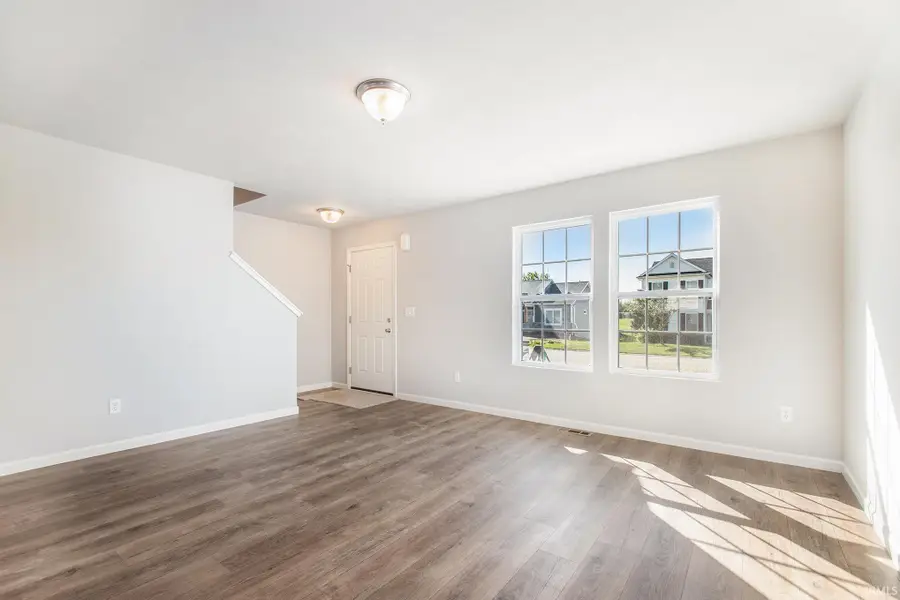 405 Somerfield Drive, Lakeville, IN 46536 - Image #2