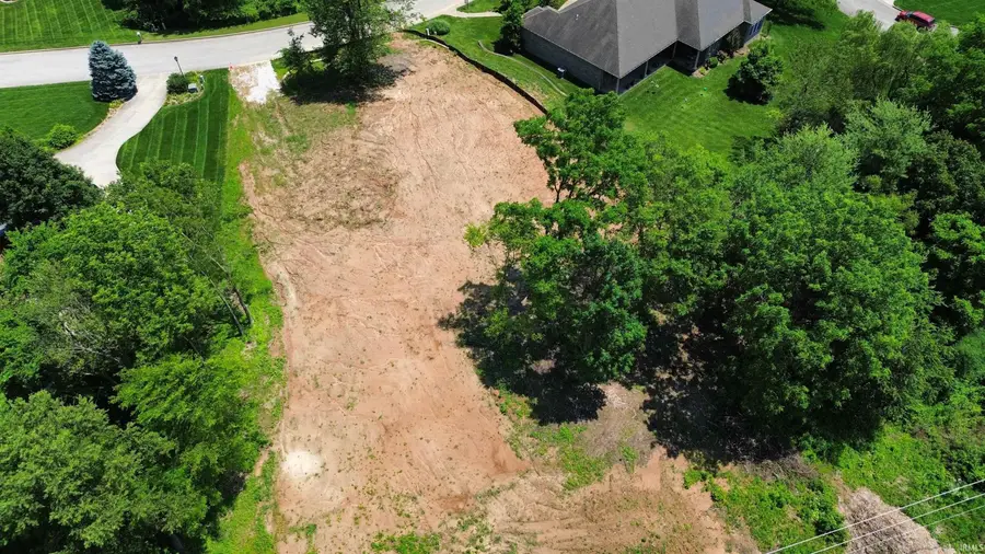 132 Lakewood Drive Drive, Vincennes, IN 47591 - Image #2