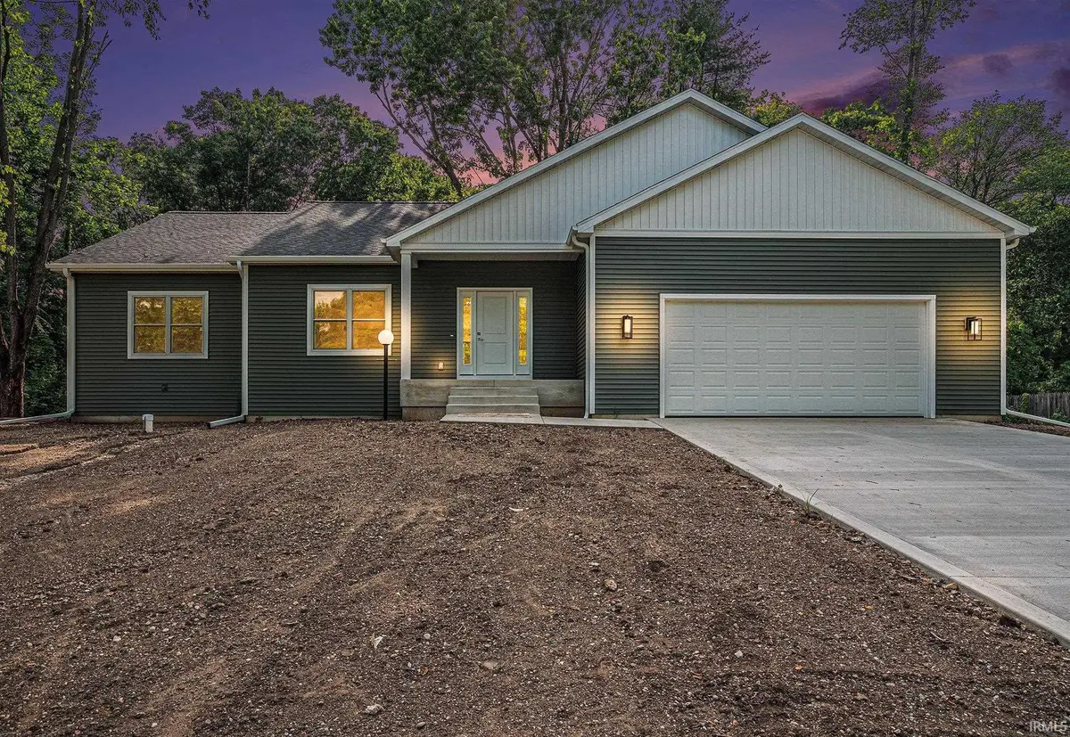 54207 Starner Avenue, Elkhart, IN 46514 - #1