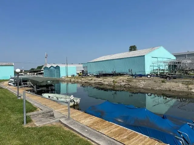 Clark's Landing Co Op 36, Hamilton, IN 46742 - Image #2