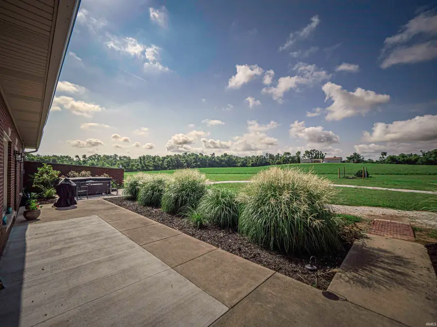 10083 W 565 S, Owensville, IN 47665 - Image #3